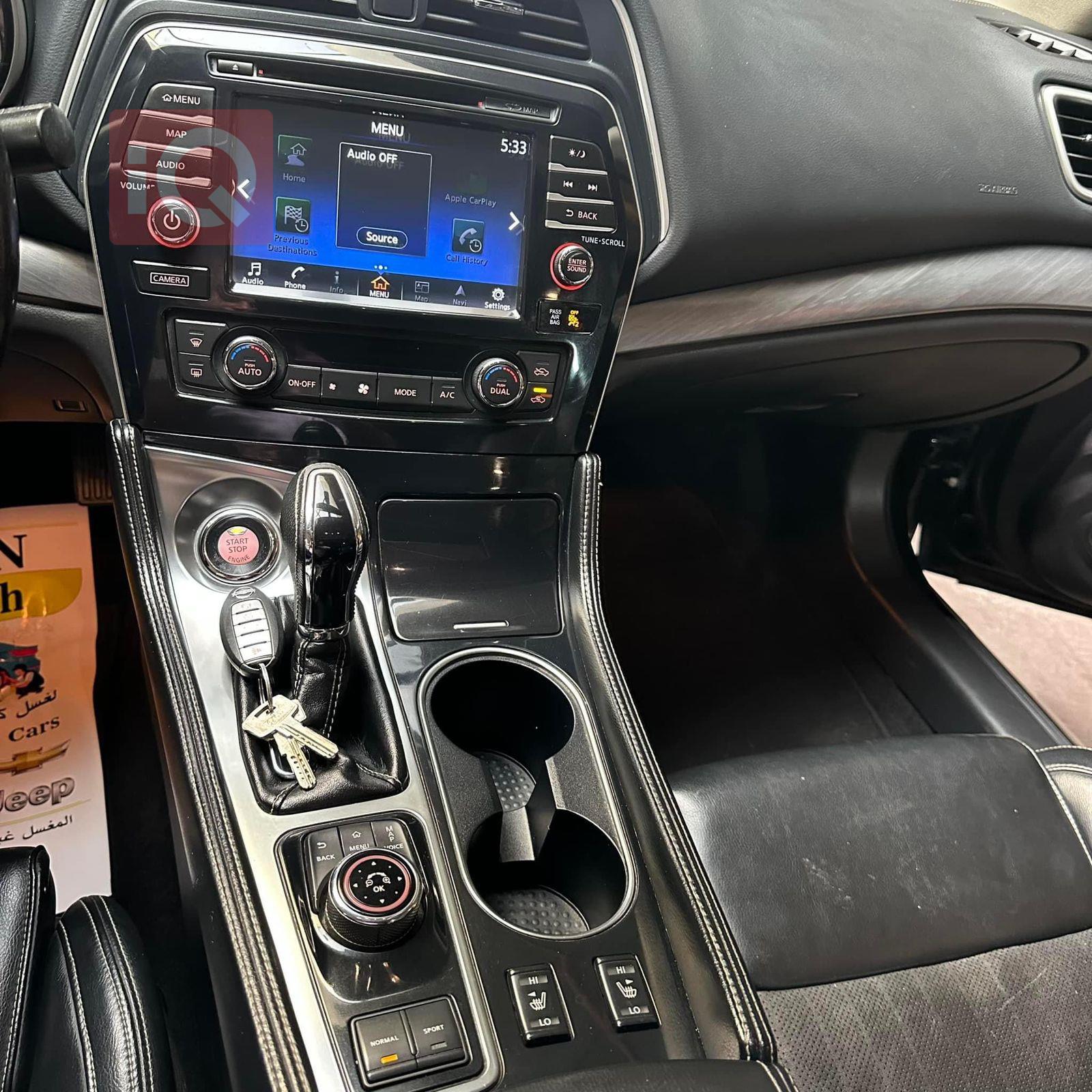 Nissan Maxima